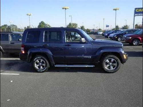 Jeep Liberty 2008 photo 3