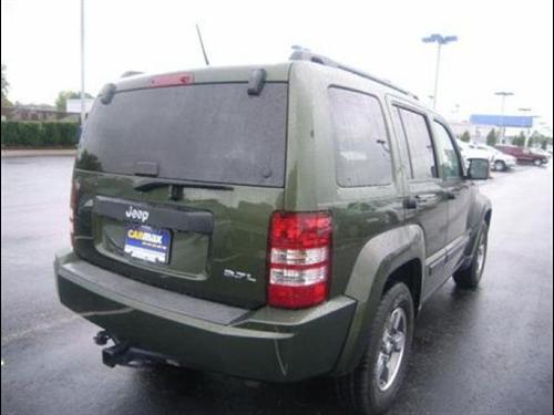 Jeep Liberty 2008 photo 2