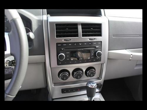 Jeep Liberty 2008 photo 4