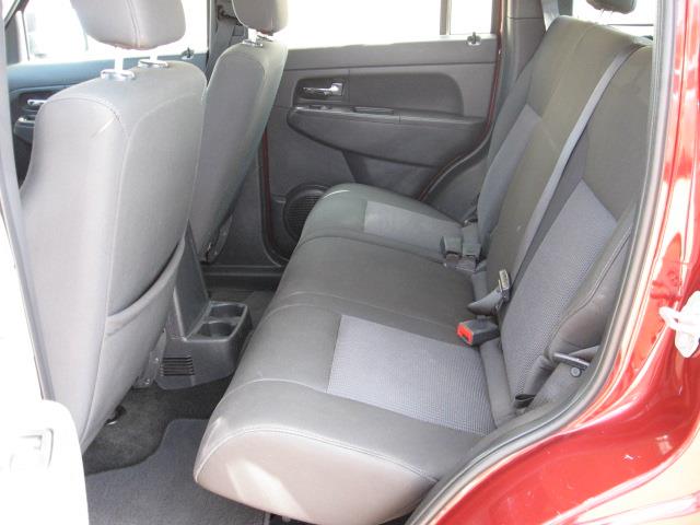 Jeep Liberty 2009 photo 3