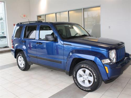 Jeep Liberty 2009 photo 4