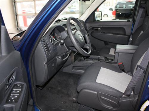 Jeep Liberty 2009 photo 3