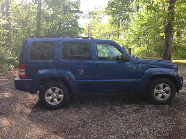 Jeep Liberty 2009 photo 3