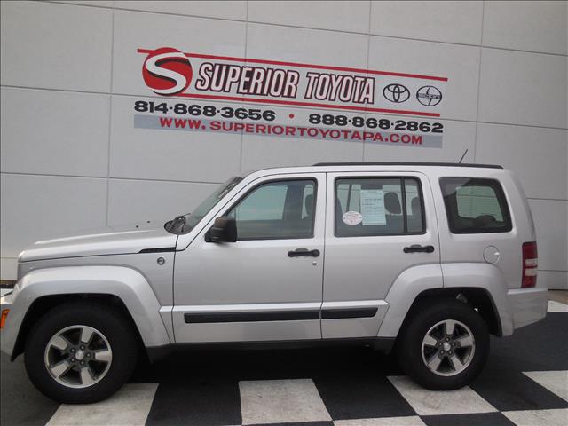 Jeep Liberty 2009 photo 3