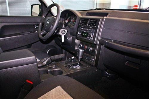 Jeep Liberty 2009 photo 1
