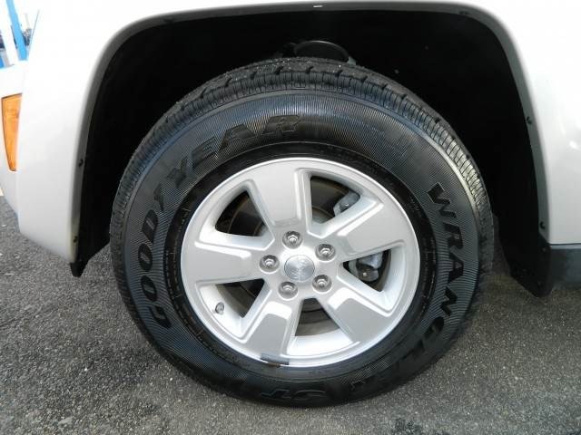 Jeep Liberty 2009 photo 1