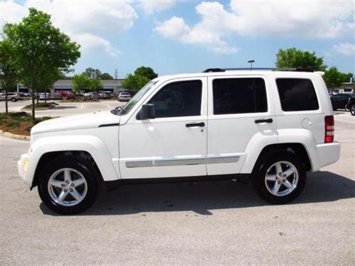 Jeep Liberty 2009 photo 2
