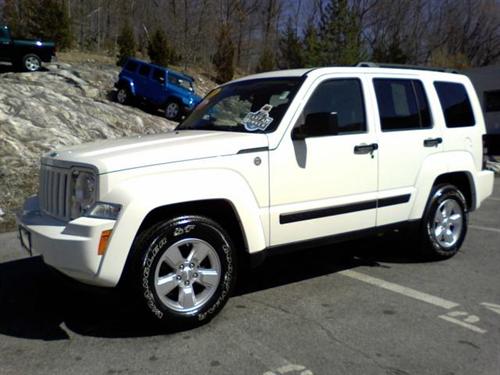 Jeep Liberty 2009 photo 2