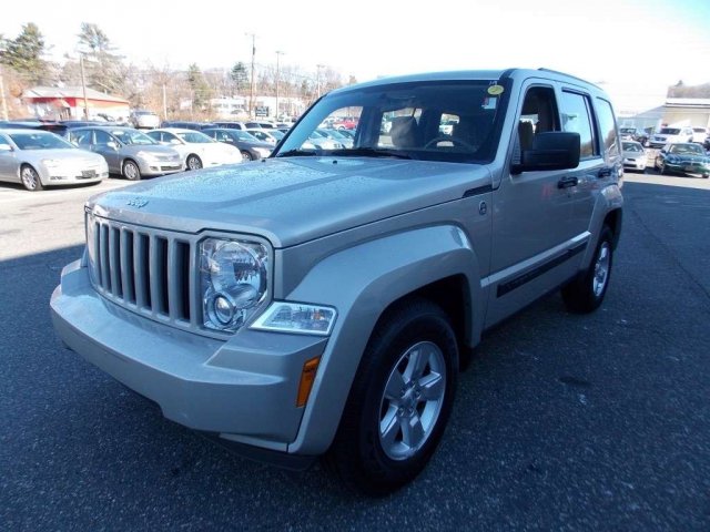 Jeep Liberty 2009 photo 3