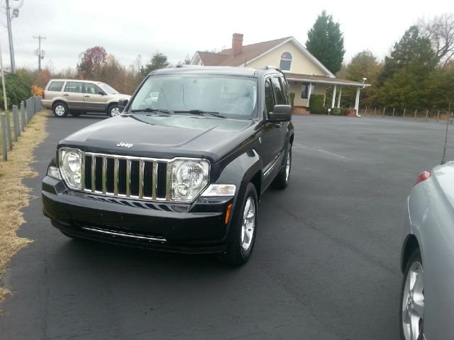 Jeep Liberty 2009 photo 4