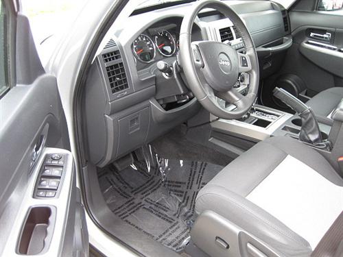 Jeep Liberty SLT 25 Other