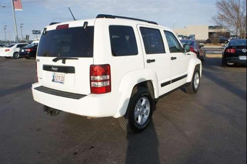 Jeep Liberty 2009 photo 1