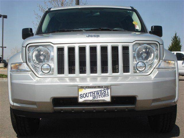 Jeep Liberty 2009 photo 3