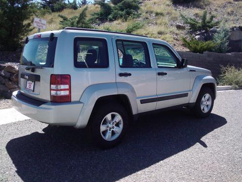 Jeep Liberty 2009 photo 5