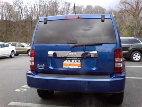 Jeep Liberty 2009 photo 2