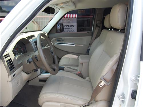 Jeep Liberty SLT 25 Other