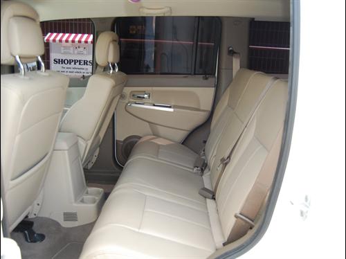 Jeep Liberty 2010 photo 3