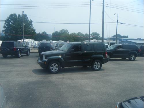 Jeep Liberty 2010 photo 2