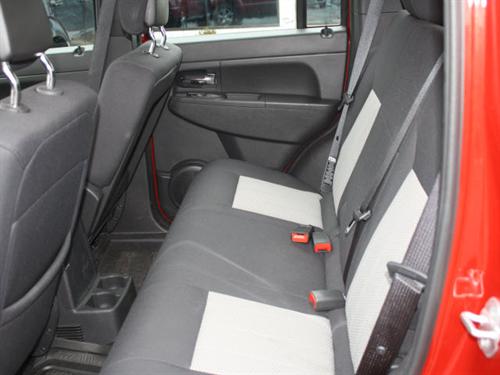 Jeep Liberty 2010 photo 5