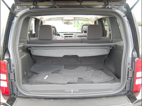 Jeep Liberty 2010 photo 2