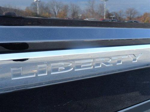 Jeep Liberty 2010 photo 2