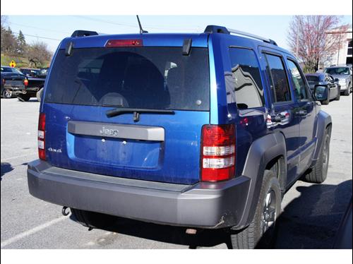 Jeep Liberty 2010 photo 5