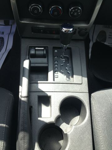 Jeep Liberty 2010 photo 3