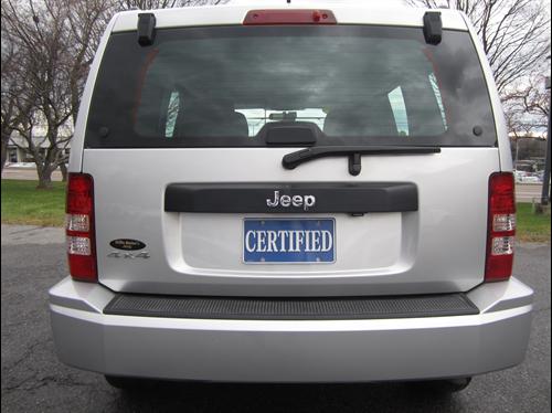 Jeep Liberty 2010 photo 3