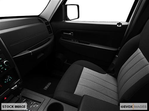 Jeep Liberty 2010 photo 3