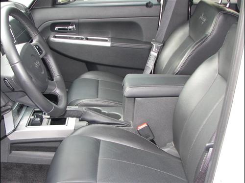 Jeep Liberty SLT 25 Other