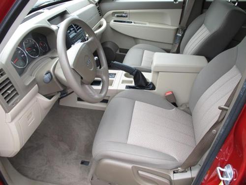 Jeep Liberty 2010 photo 5