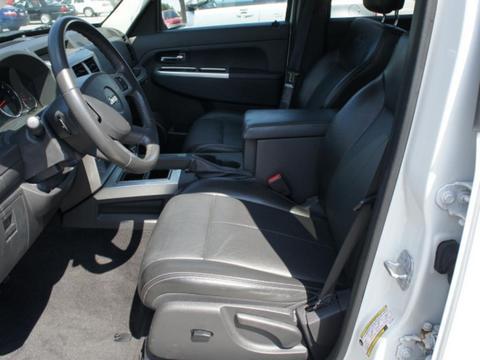 Jeep Liberty 2010 photo 1