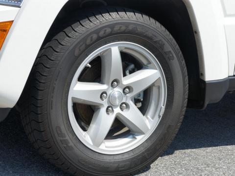 Jeep Liberty 2010 photo 4