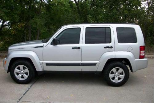 Jeep Liberty 2010 photo 5