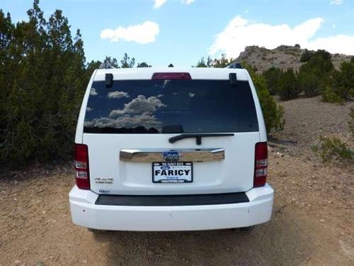 Jeep Liberty 2010 photo 5