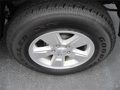 Jeep Liberty 2010 photo 2