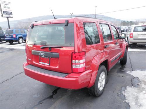 Jeep Liberty 2010 photo 3