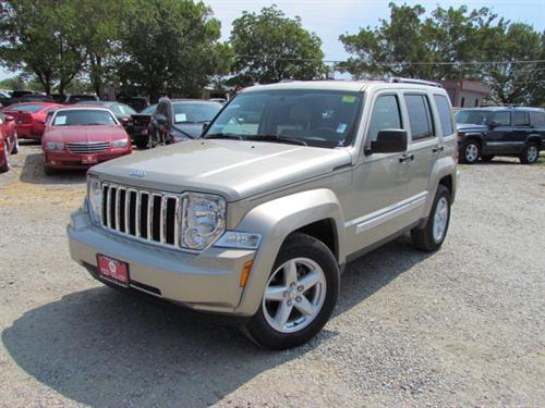 Jeep Liberty 2010 photo 2