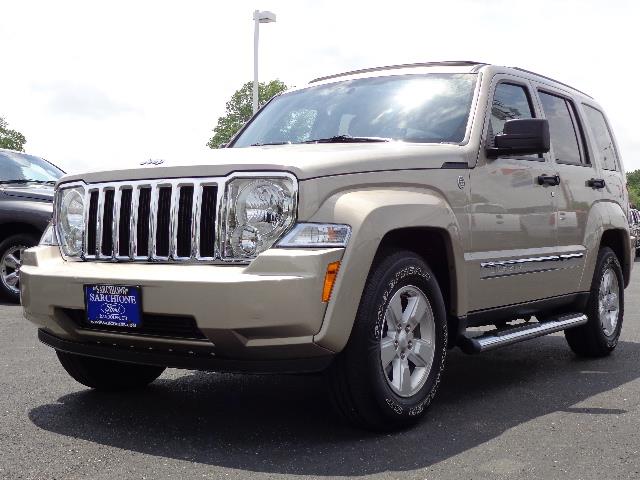 Jeep Liberty 2010 photo 3