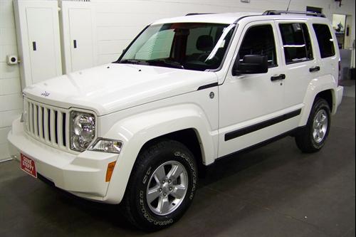 Jeep Liberty 2010 photo 1