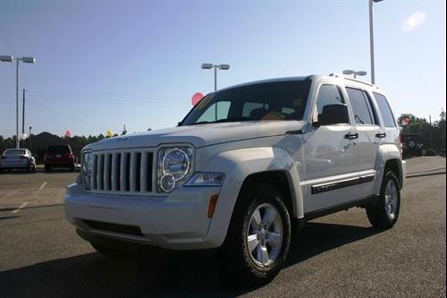 Jeep Liberty 2010 photo 1