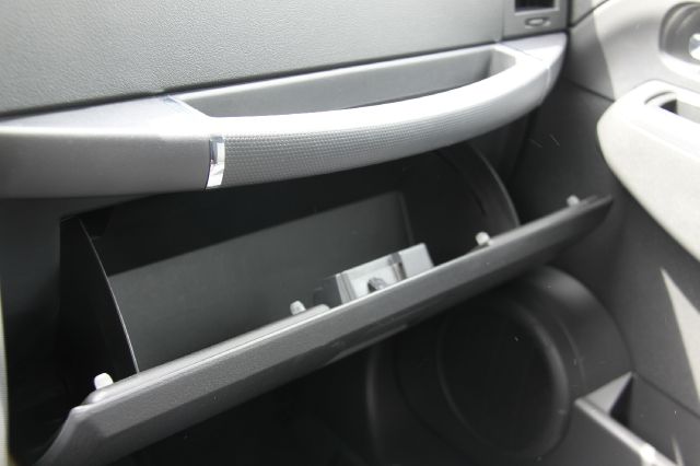 Jeep Liberty 2010 photo 19