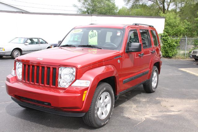 Jeep Liberty 2010 photo 21