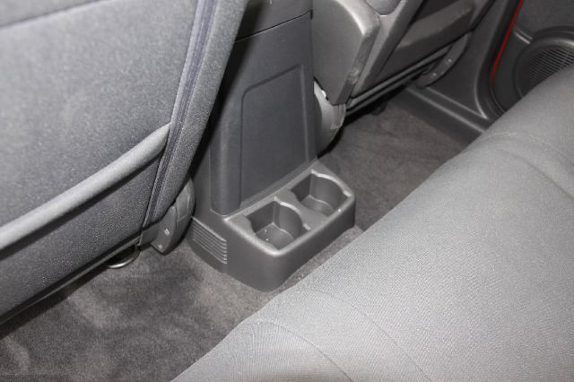 Jeep Liberty 2010 photo 24