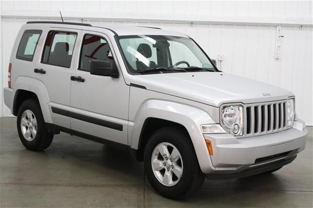 Jeep Liberty 2010 photo 5