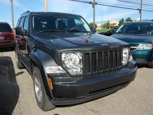 Jeep Liberty 2010 photo 4