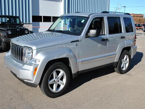 Jeep Liberty 2010 photo 3