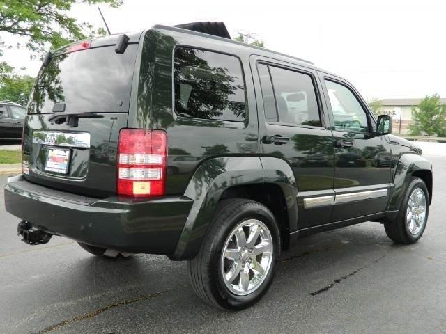 Jeep Liberty SLT 25 SUV