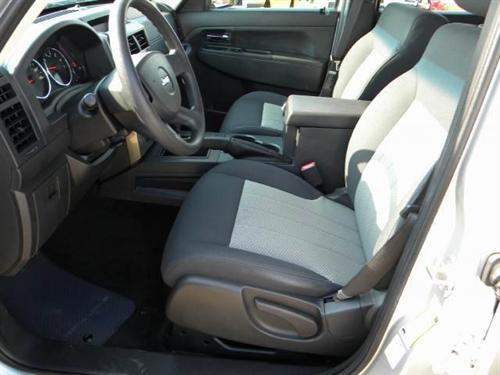 Jeep Liberty 2010 photo 5