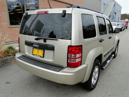 Jeep Liberty 2010 photo 1